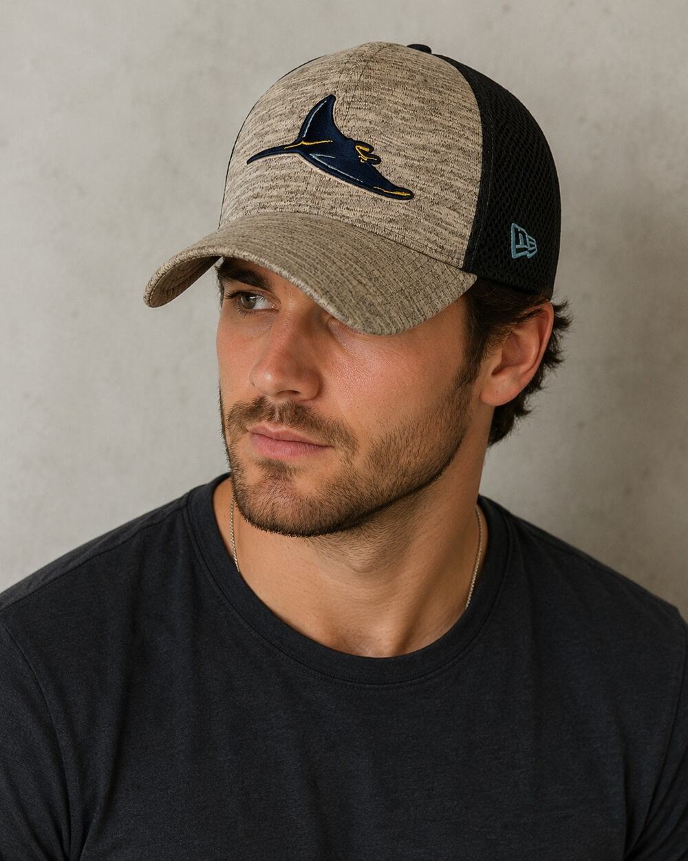 New Era On Field Manta Ray Trucker Hat Mesh Cap Size M/L